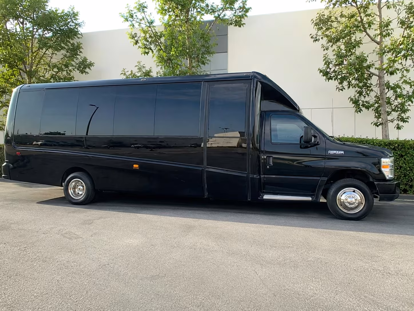 18 passenger minibus