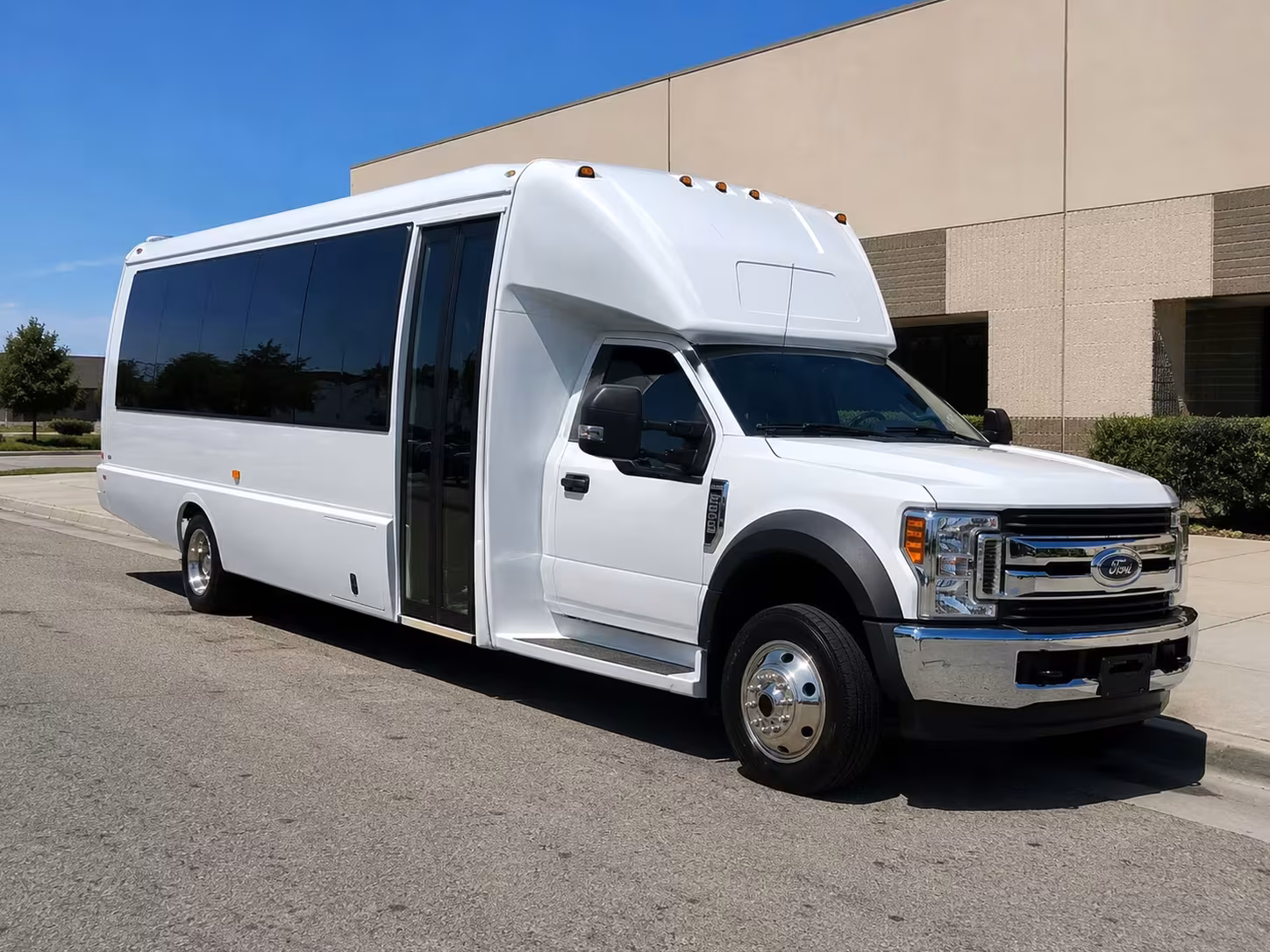 minibus rentals in tallahassee for smaller prom groups