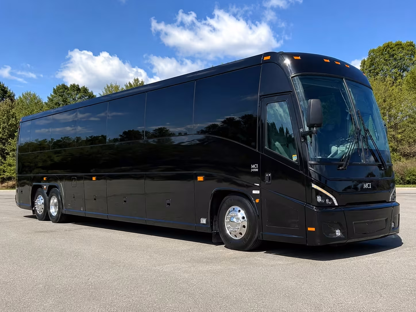 museum and arts field trip bus rentals in downtown tallahassee